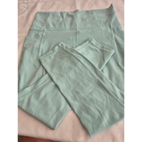 Athleta Salutation Stash Pocket II 7/8 Tight Leggings Light Green M High Rise - Picture 10 of 10